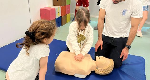 Δράση επείγουσας ιατρικής για τα παιδιά του Νηπιαγωγείου Δράση επείγουσας ιατρικής για τα παιδιά του Νηπιαγωγείου
