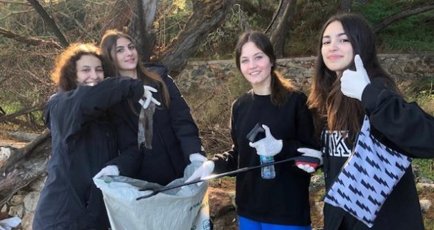 Eθελοντικός καθαρισμός του υγρότοπου Βραυρώνας