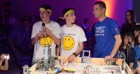 international_robot_mak3r_day