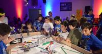 international_robot_mak3r_day