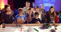 international_robot_mak3r_day